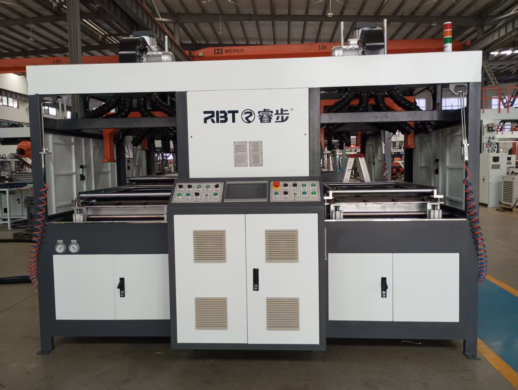 ماكينة تشكيل فراغ الأمتعة مقاس 24 بوصة