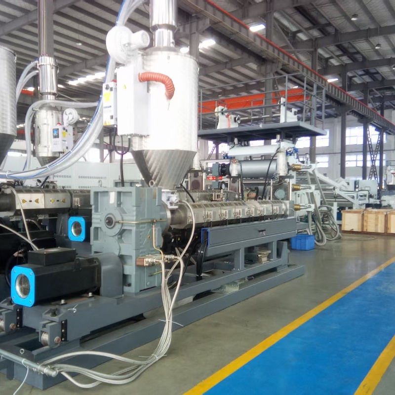 آلة بثق الألواح الذكية للأمتعة