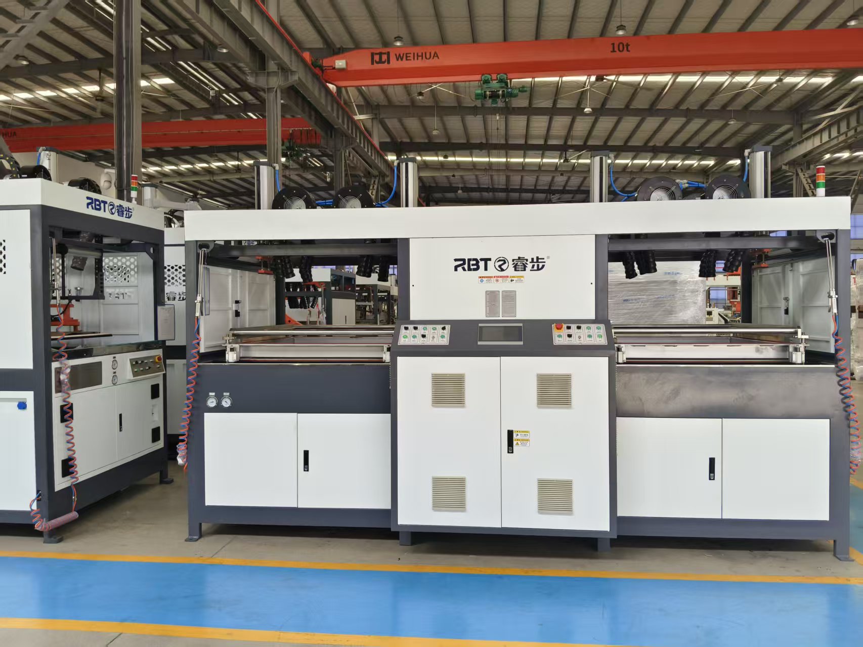 ماكينة تشكيل فراغ الأمتعة مقاس 24 بوصة